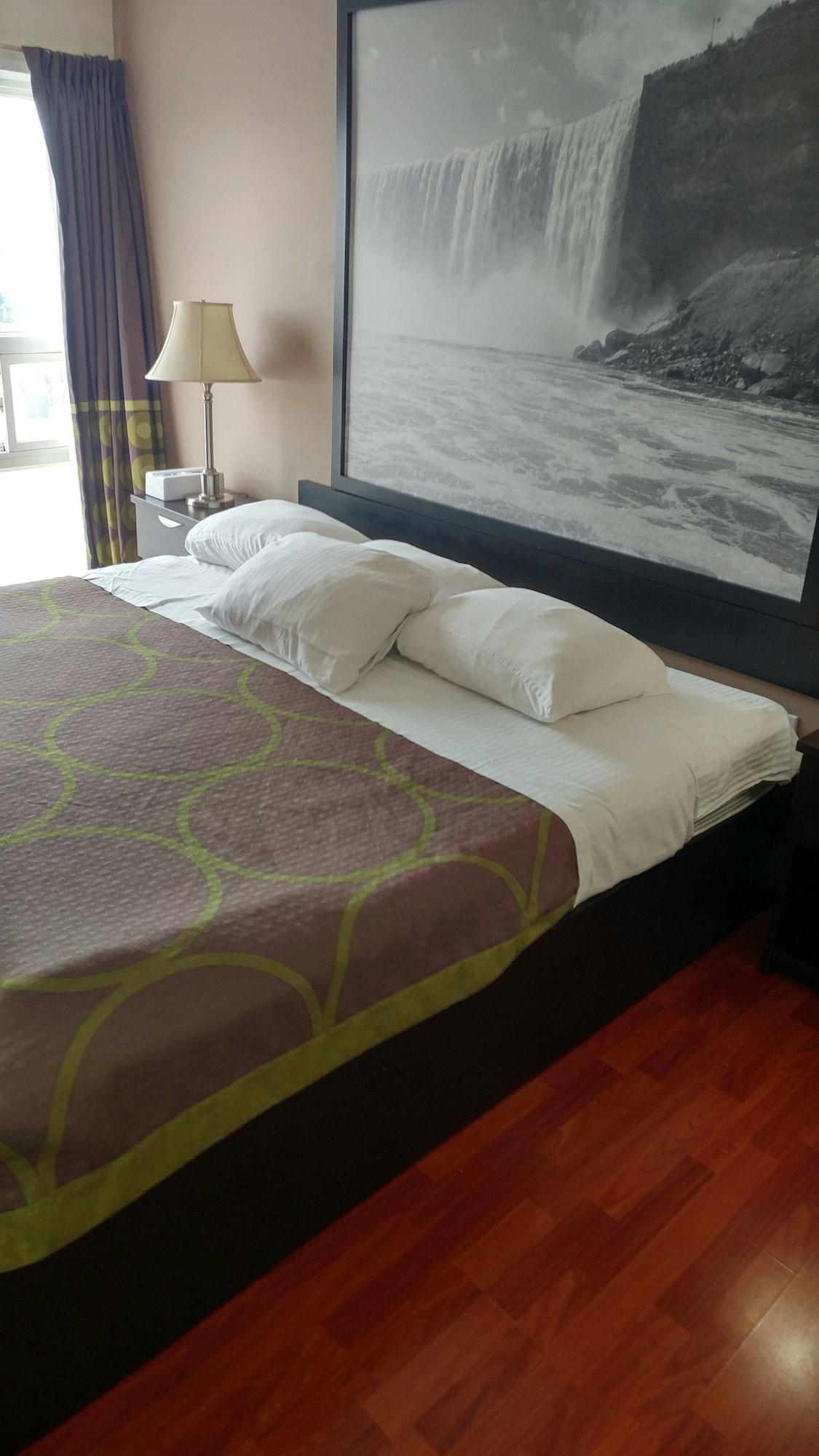 Hotel Super 8 By Wyndham Cambridge/Kitchener/Waterloo Area Extérieur photo