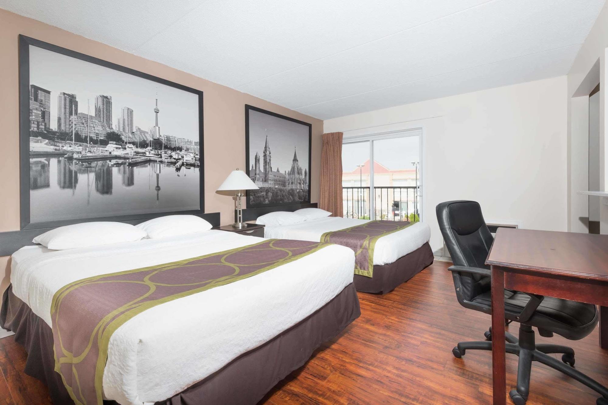 Hotel Super 8 By Wyndham Cambridge/Kitchener/Waterloo Area Extérieur photo
